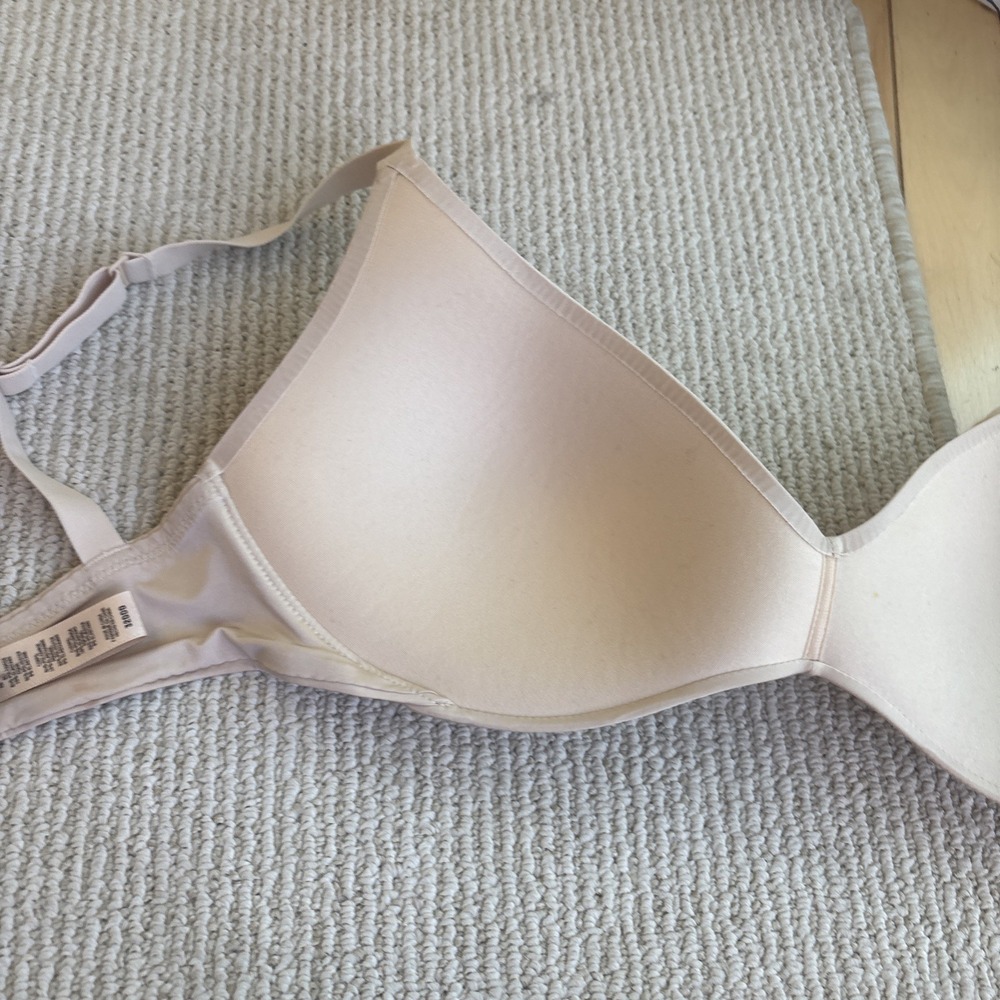 SKIMS Wireless Form T-Shirt Bra Clay 32DDD Padded Seamless Hook & Eye Nude - Picture 9 of 9